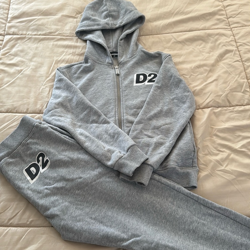 Dsquared2 kids track suit grey size 8